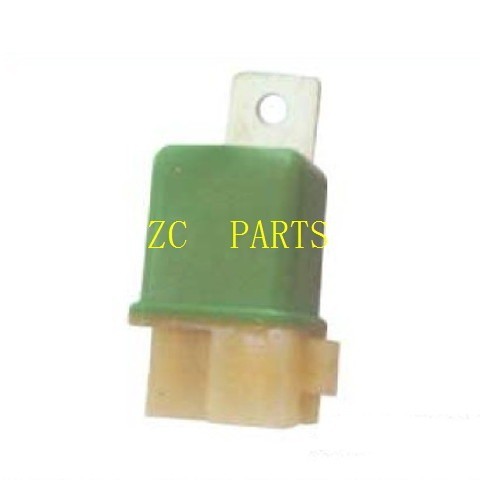 Relais 4251588 5AT02-261022 électrique pour l'excavatrice EX60-2 EX60-3 ZX330 EX200-2/3/5