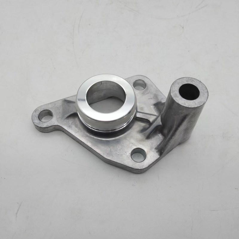 129004-42040 base commune de pompe à eau pour l'excavatrice diesel Repair Parts de 3TNV88 3TNE88 4TNE88
