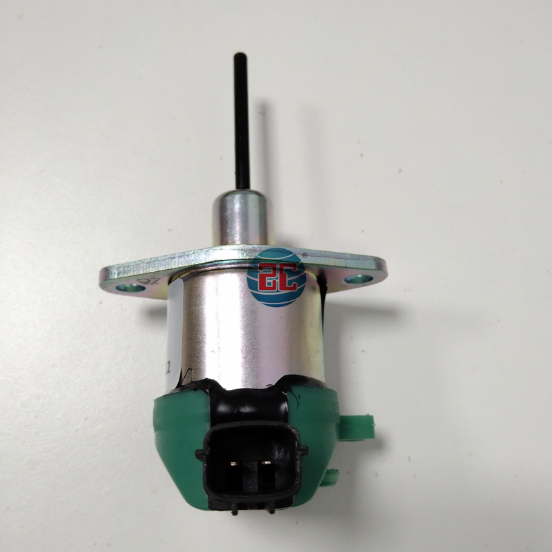 L'électrovanne d'arrêt de carburant Diesel 1A084-60014 convient aux pièces de moteur Kubota V2203 2204 Bocat S175 150