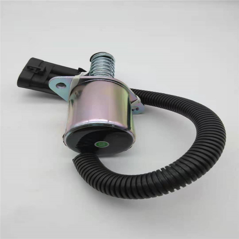 Arrêtez l'ajustement de la vanne électromagnétique 6681513 pour le moteur diesel 12V de Bobcat Kubota Equipped With Spring