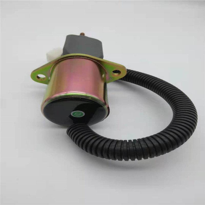 Ajustement de vanne électromagnétique de l'arrêt 1753ES-12A3UC5B1S1 pour le moteur 4TNE94 SA-3840T 12V de YANMAR