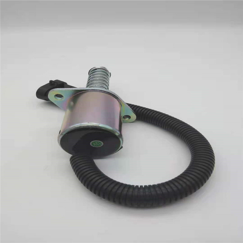 Chargeur de boeuf de dérapage de vanne électromagnétique de 6681512 arrêts adapté pour le chat sauvage S70/100/160/180/200