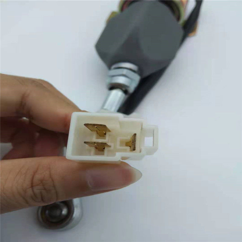 6108-1115030 la vanne électromagnétique d'arrêt 24V s'est adaptée pour l'excavatrice Engine de YUCHAI YC85 YC135