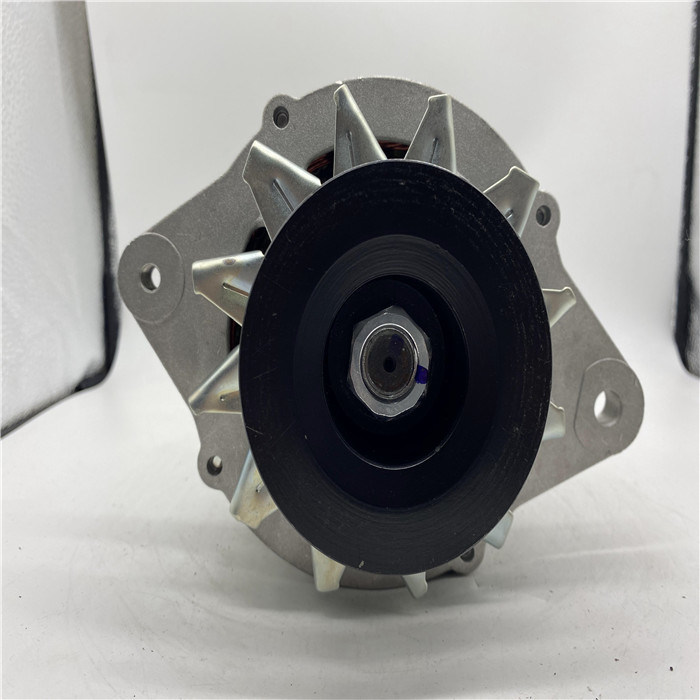 8944264470 l'excavatrice Generator 24V 60A adapte l'alternateur de 4D98 DH80-7 R80-7 HYUNDAI