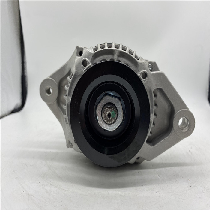 119626-77210 excavatrice simple KUBOTA V2304 de 12 de volt de l'alternateur 35A ajustements de roue