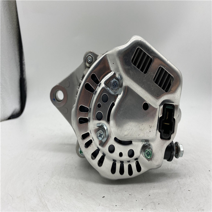 119626-77210 excavatrice simple KUBOTA V2304 de 12 de volt de l'alternateur 35A ajustements de roue