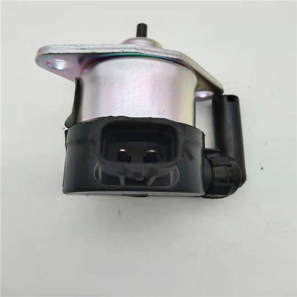 ajustement de vanne électromagnétique d'arrêt d'aiguille du short 1C010-60015 pour la moissonneuse de Kubota/excavatrice Parts
