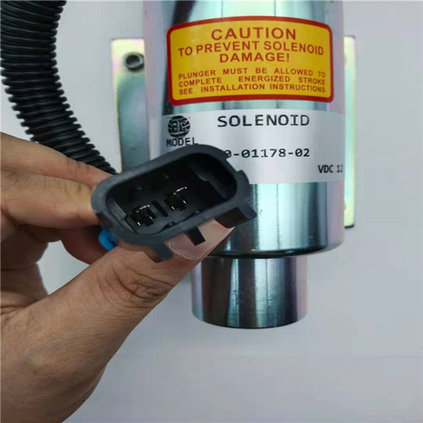 10-01178-02 CONTRÔLE DE VITESSE 12V de vanne électromagnétique d'arrêt pour le transporteur du moteur V2203 d'excavatrice