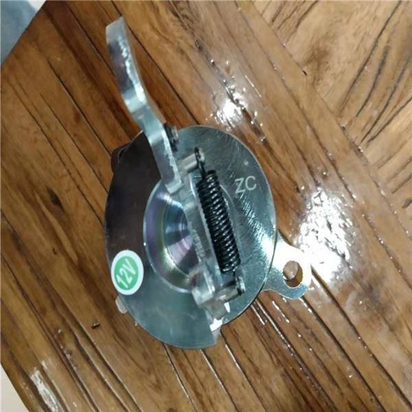 Arrêtez l'ajustement de la vanne électromagnétique 04170534R 04272733 pour l'excavatrice de Deutz Bobcat Skid Steer Loader