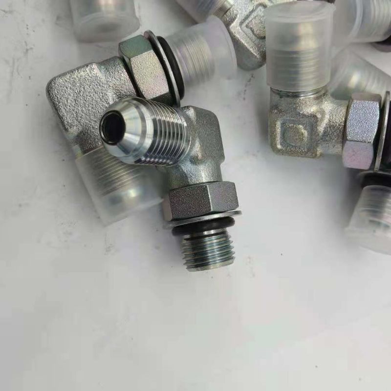 Excavatrice hydraulique Spare Parts S ZX110-3 ZX120-3 ZX130-3 ZX110M-3 ZX130K-3 de 4293950 COUDES