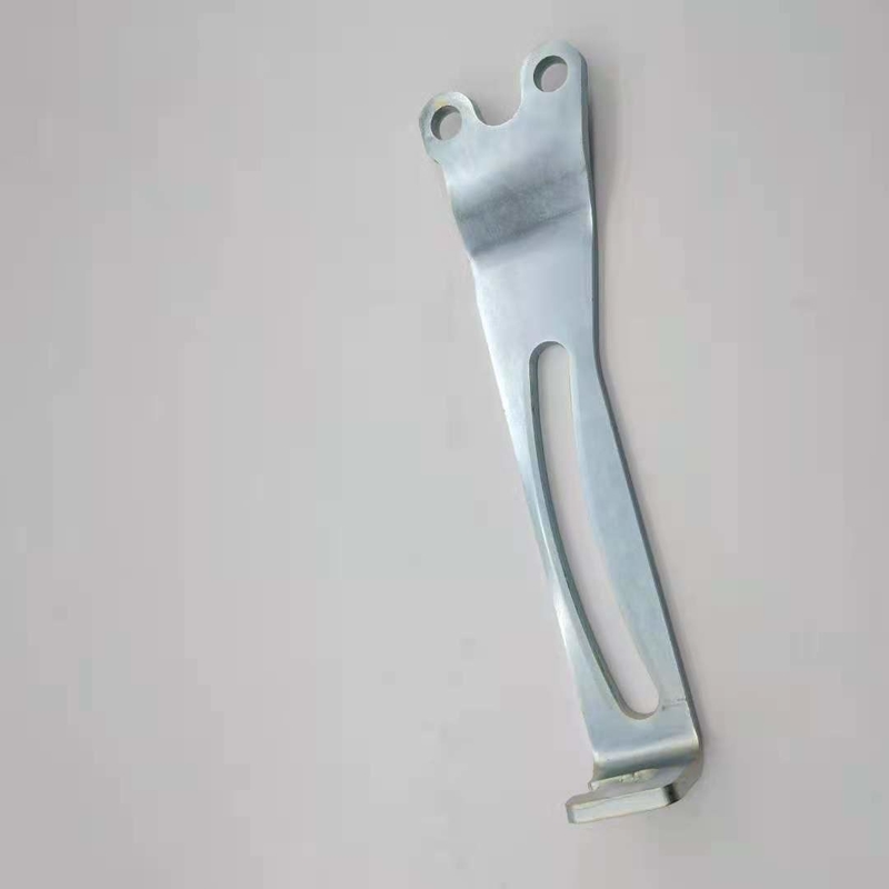1-13674119-2 1136741192 l'excavatrice Electrical Parts 6BD1 6BB1 ajustent le plat 4BG1 4BD1