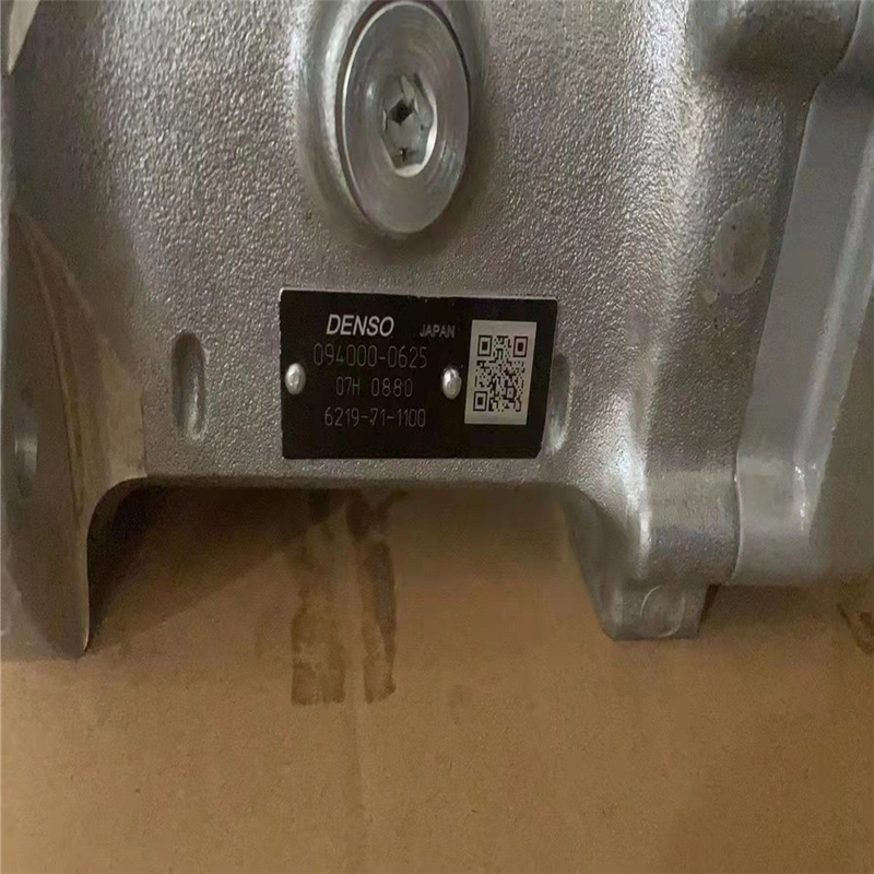 6219-71-1100 Assy diesel PC2000-8 WA800 WA900 SAA12V140E 6219711100 de pompe d'injection de carburant